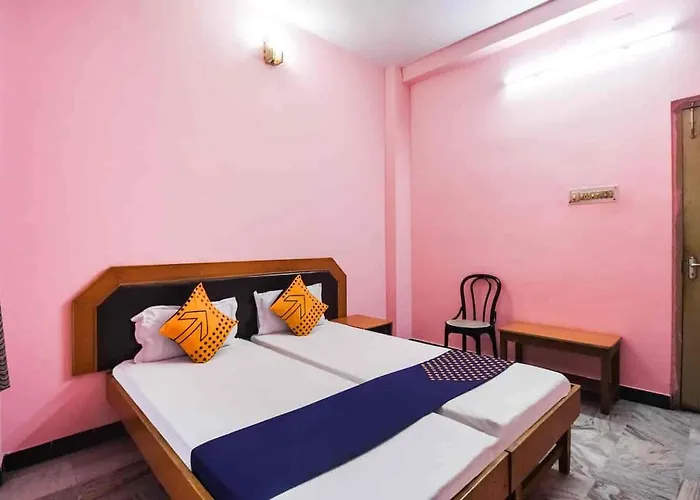 Hotel Shivam Palace